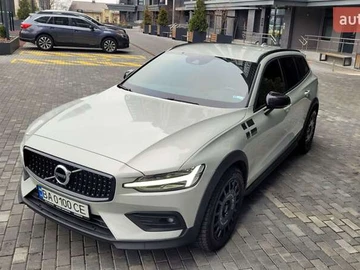 Авто Volvo V60 Cross Country 2019 № 8273901