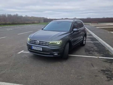 Авто Volkswagen Tiguan 2018 № 8274147
