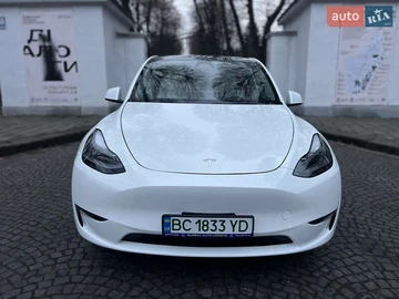 Авто Tesla Model Y 2024 № 8274158
