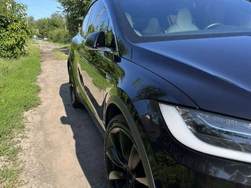 Авто Tesla Model X 2018 № 8274215