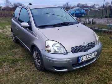 Авто Toyota Yaris 2004 № 8274227