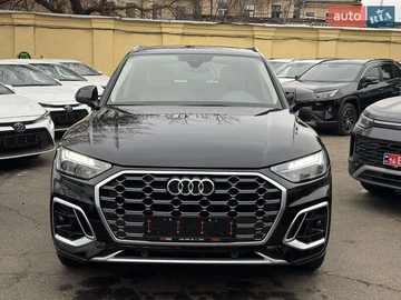 Авто Audi Q5 2020 № 8274574
