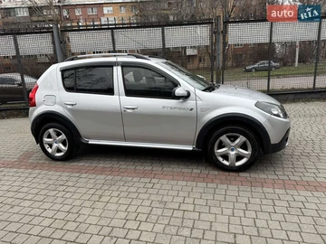 Авто Renault Sandero Stepway 2010 № 8274741
