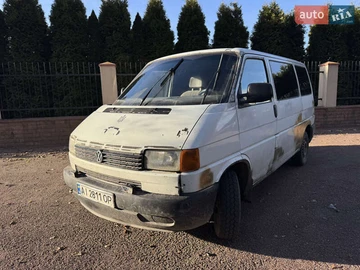 Авто Volkswagen Transporter 2000 № 8275370