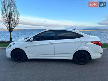 Авто Hyundai Accent 2012 № 8275661