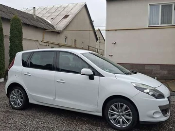 Авто Renault Scenic 2010 № 8275688