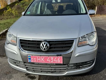 Авто Volkswagen Touran 2007 № 8275695
