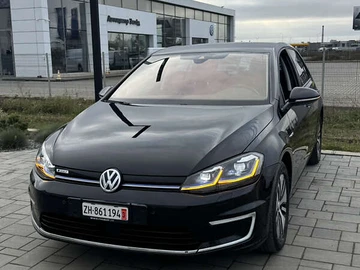 Авто Volkswagen E-Golf 2018 № 8276036