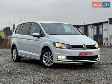 Авто Volkswagen Touran 2017 № 8276045