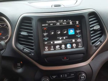 Авто Jeep Cherokee 2015 № 8276049