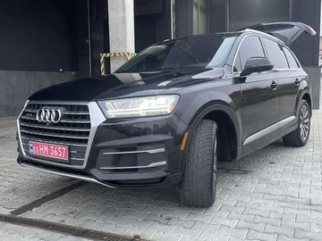 Авто Audi Q7 2017 № 8276117
