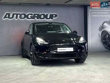 Авто Tesla Model Y 2023 № 8276152