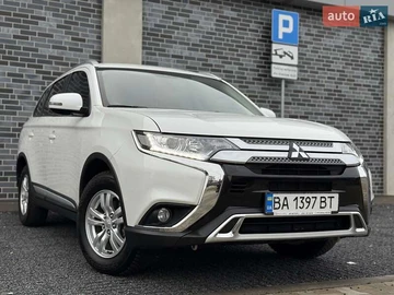 Авто Mitsubishi Outlander 2018 № 8276823