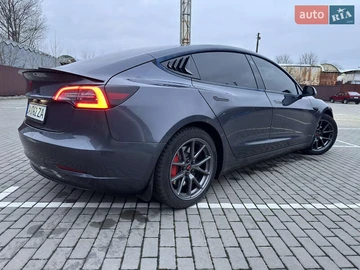 Авто Tesla Model 3 2021 № 8276837
