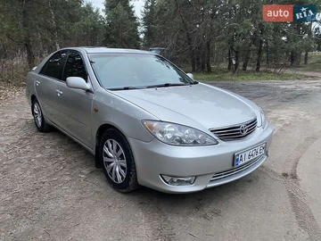 Авто Toyota Camry 2004 № 8277025