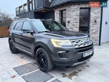 Авто Ford Explorer 2018 № 8277301