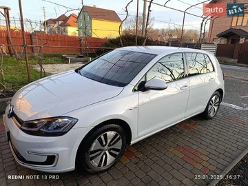 Авто Volkswagen E-Golf 2018 № 8277336