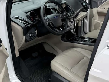 Авто Ford Escape 2019 № 8277693