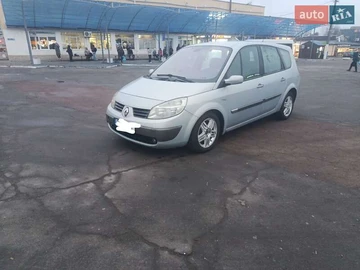Авто Renault Scenic 2004 № 8277800