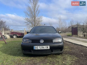 Авто Volkswagen Golf 2001 № 8278097