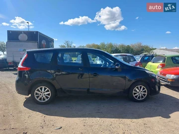 Авто Renault Grand Scenic 2011 № 8278224