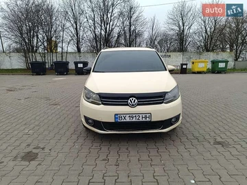 Авто Volkswagen Touran 2015 № 8278225