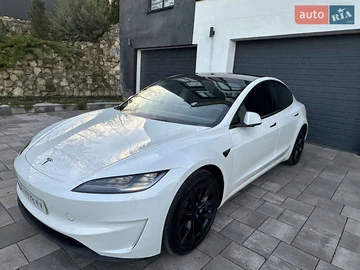 Авто Tesla Model 3 2024 № 8278407