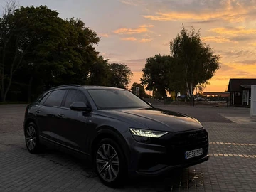 Авто Audi Q8 2022 № 8278422