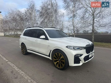 Авто BMW X7 2022 № 8278423