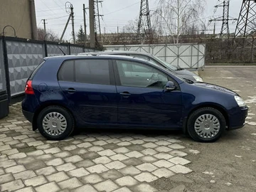 Авто Volkswagen Golf 2005 № 8278518