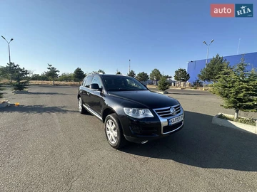 Авто Volkswagen Touareg 2008 № 8278740