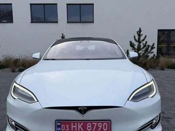 Авто Tesla Model S 2019 № 8278865