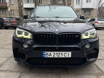 Авто BMW X5 2017 № 8278888