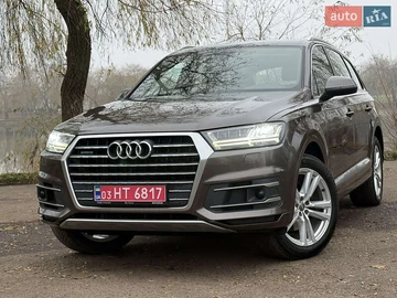 Авто Audi Q7 2017 № 8279067