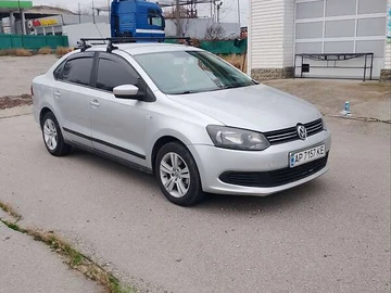Авто Volkswagen Polo 2011 № 8279150