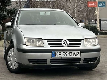Авто Volkswagen Bora 2003 № 8279175