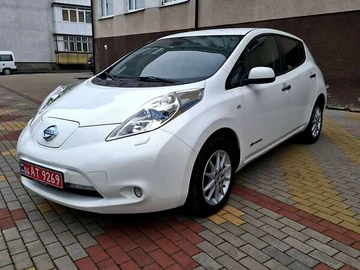 Авто Nissan Leaf 2015 № 8279408