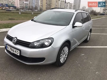 Авто Volkswagen Golf 2011 № 8279435