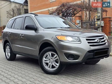 Авто Hyundai Santa Fe 2012 № 8279483