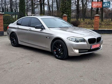 Авто BMW 5 Series 2012 № 8279523