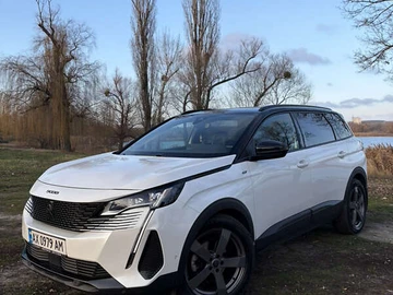 Авто Peugeot 5008 2023 № 8279871