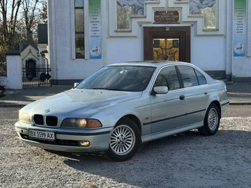 Авто BMW 5 Series 1999 № 8280018