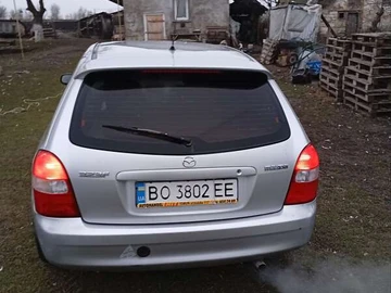 Авто Mazda 323 2000 № 8280021