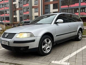 Авто Volkswagen Passat 2004 № 8280048