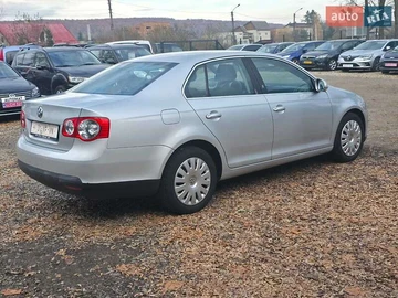 Авто Volkswagen Jetta 2008 № 8280191