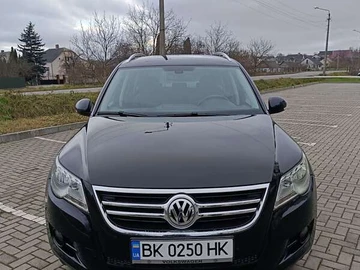 Авто Volkswagen Tiguan 2008 № 8280320