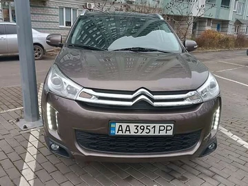 Авто Citroen C4 Aircross 2012 № 8280409