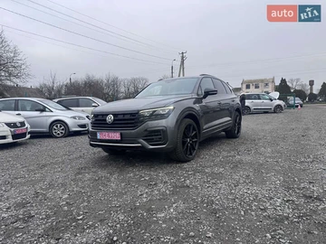 Авто Volkswagen Touareg 2019 № 8280640
