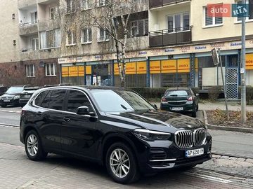 Авто BMW X5 2021 № 8280645