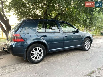 Авто Volkswagen Golf 2003 № 8280816